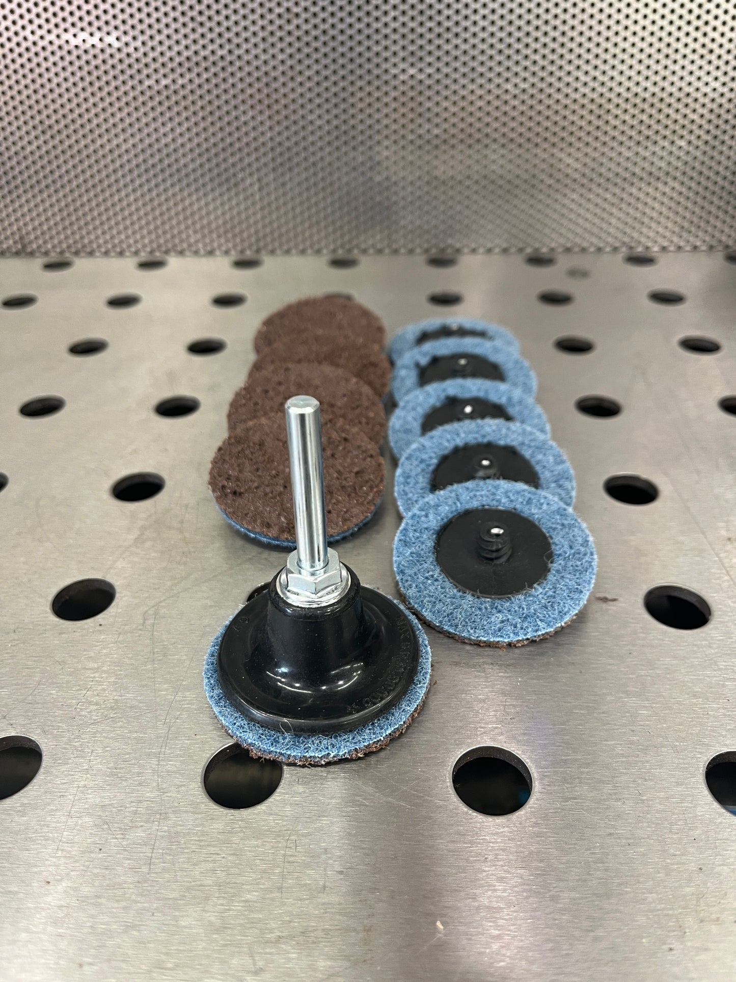Quick-Change Surface Conditioning Discs - Type R Size 2”